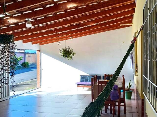 #71 - Casa para Venda em Registro - SP - 2
