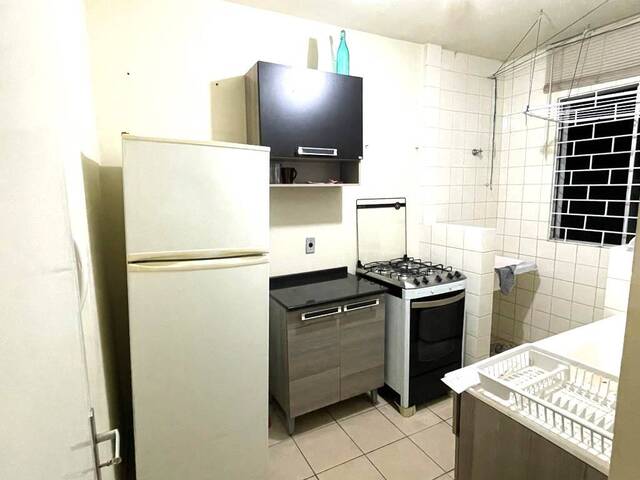#74 - Apartamento para Venda em Curitiba - PR - 3