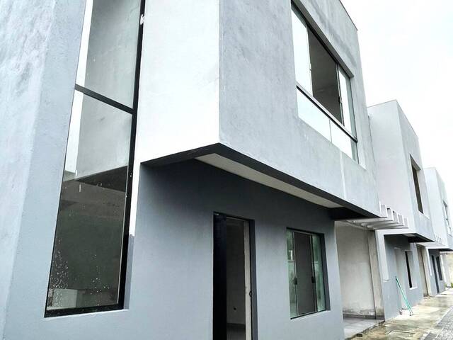 #113 - Casa para Venda em Iguape - SP - 2